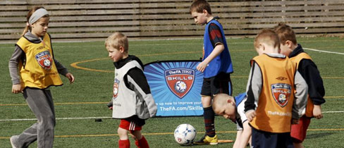 Representatives and coaches from the French, Norwegian and Maltese FAs witnessed an FA Tesco Skills session in Leicestershire on Wednesday.